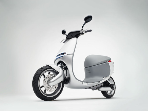 Gogoro推出不用充电智能电动摩托SmartScoote