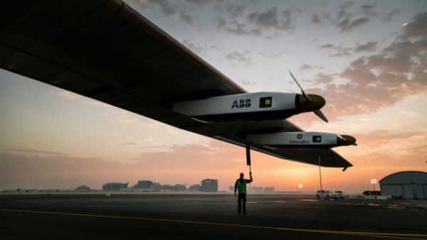 Solar Impulse 2仅用太阳能环游世界