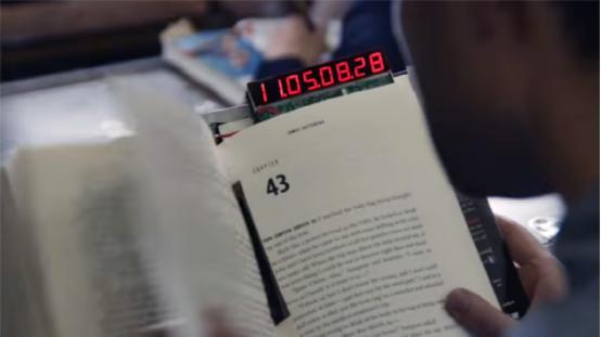 小说《Private Vegas》24小时必须读完，否则它将自毁