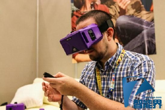 Merge VR：兼容谷歌纸板眼镜应用 售价810元
