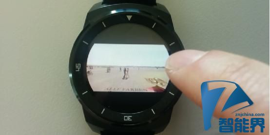 有了Android Wear播放器 在手表上也能看视频