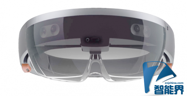 微软黑科技HoloLens一年内发布开发者版 消费者尚需等待