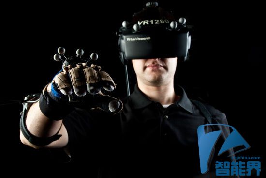 虚拟现实设备发展迅猛 2020年出货量达4300万台