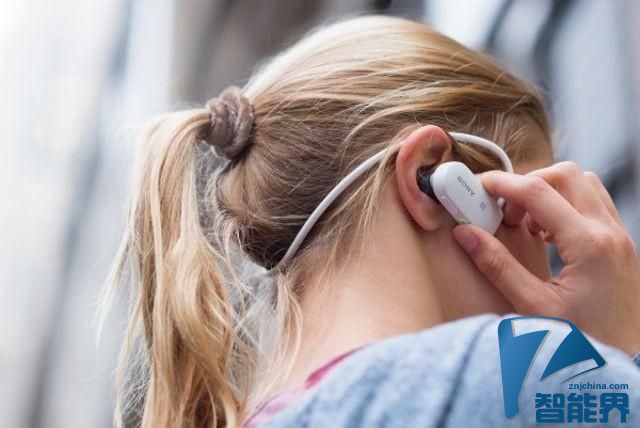 索尼出跑步耳机 可根据用户心率选择音乐