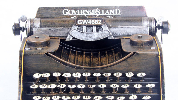 机器人编辑来了，小编你怕了吗？