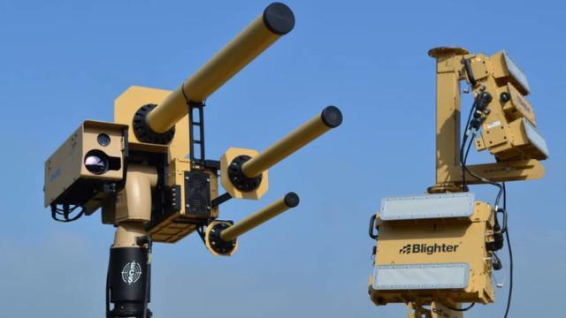 英国公司研发出“冻结”无人机射线枪