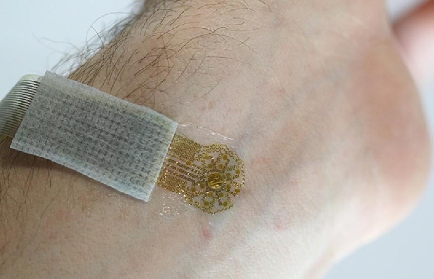 科学家开发出可测皮肤下血液流动的柔性传感器