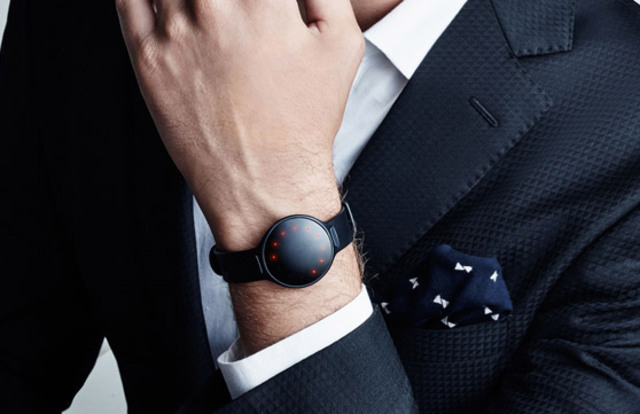 美国腕表集团 Fossil 明年可能发布新款智能手表