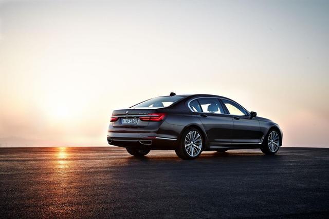 宝马7系高科技功能体验 品质参差不齐