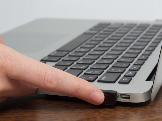 【智能界大百科】iTouch ID全球最小的USB指纹扫描器