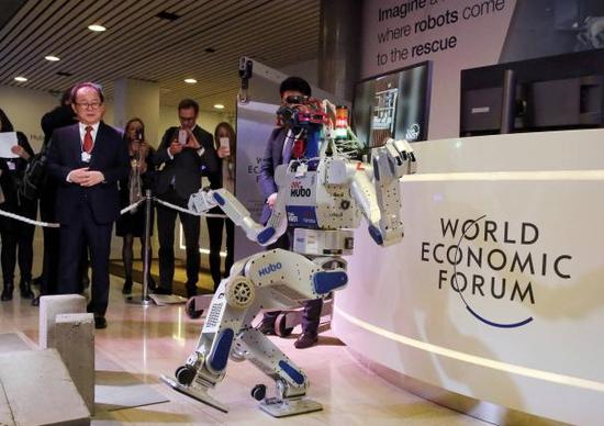 第四次工业革命：机器人“入侵”达沃斯论坛