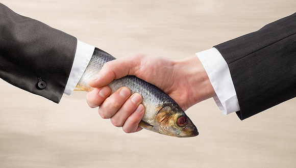 weixin.com被腾讯仲裁拿回，千万投资打水漂，孰对孰错？