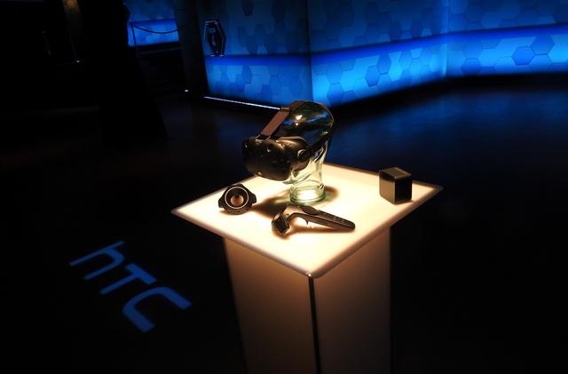 光赚硬件的钱还不够 HTC亲自开发了第一款VR游戏