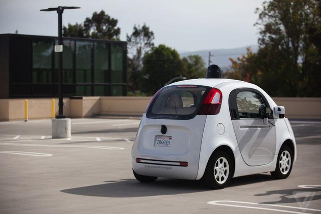 谷歌无人驾驶汽车居然还会自动按喇叭