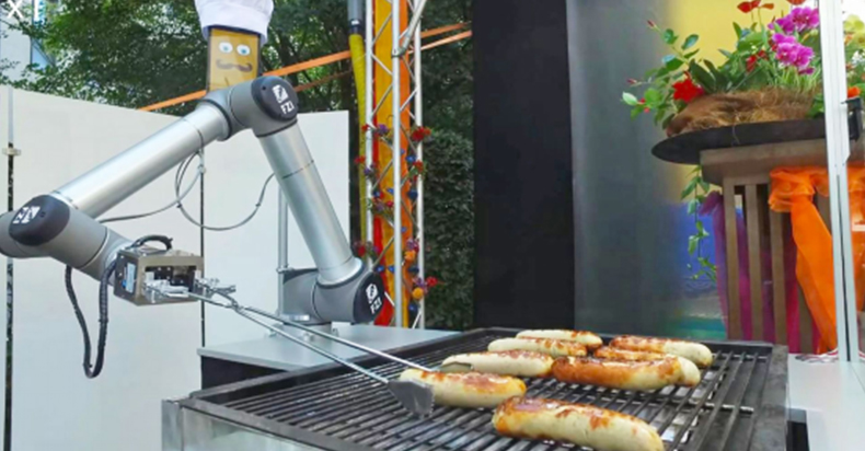 BratWurst Bot机器人亮相 做烤肠无需亲自动手