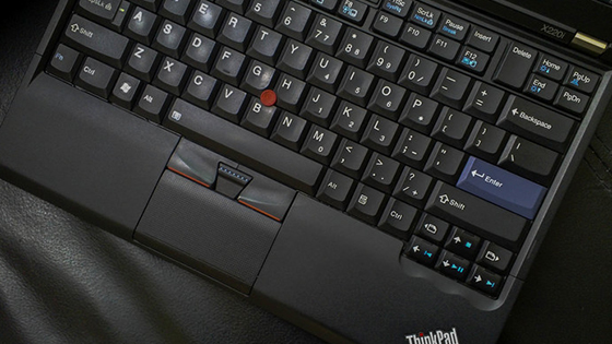 联想做了款 ThinkPad 游戏本，还赞助了电竞比赛