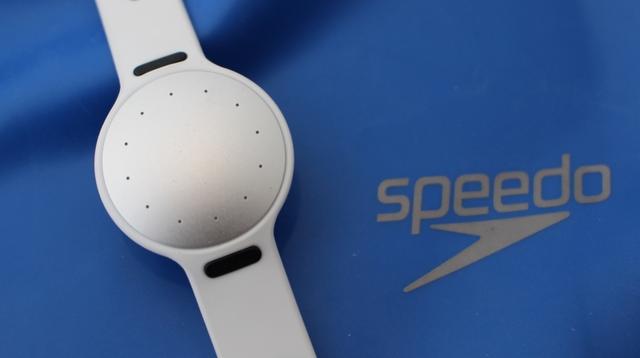 Speedo Shine 2游泳智能手环提高数据准确性