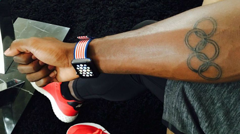 经销商下调一代产品售价，Apple Watch 2 即将发布？