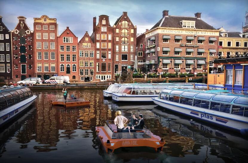 明年阿姆斯特丹将开始在运河上测试自动驾驶船舶
