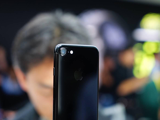 iPhone 7销量或不敌6s 亮黑色良品率为7成