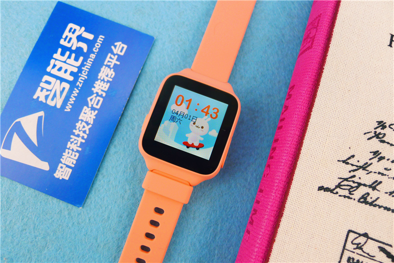 仅售两百不到的智能手表，是否可以胜任孩子的安全工作？小寻儿童电话手表体验