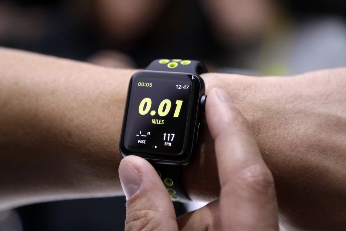新Apple Watch或可测血糖 改写医疗健康领域规则