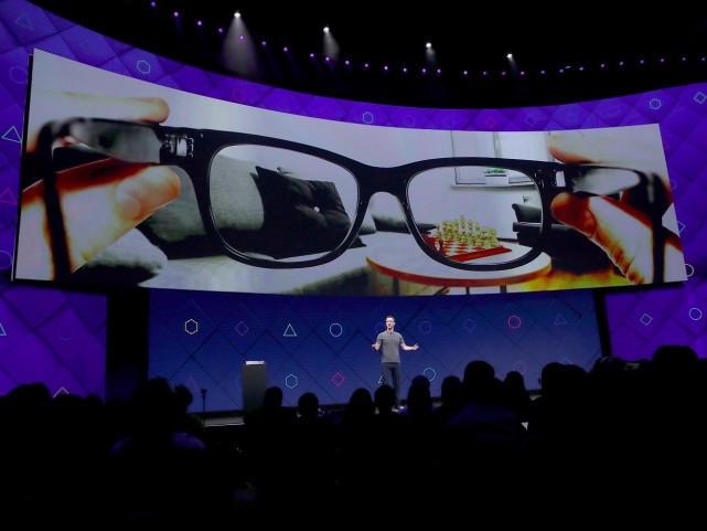Facebook未来范儿智能眼镜：5年内或取代手机