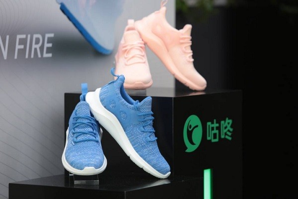 咕咚智能健步鞋开启众筹：179元可实现燃脂监测