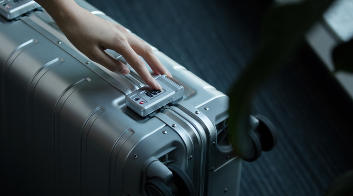 100%铝镁合金 米家定制90分金属登机箱发布售价999元