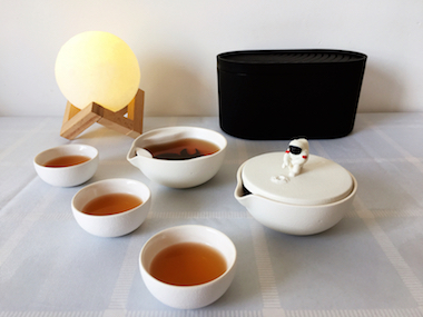 一边品茶，一边赏月，泊喜时光小黑盒中秋登月款带您体验别样中秋