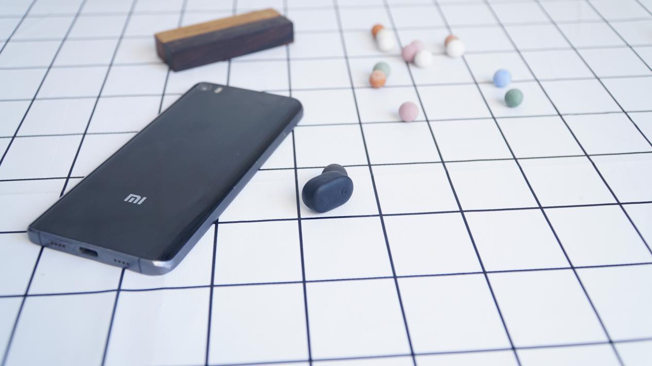 1540965697652982.jpg 1540965697652982.jpg