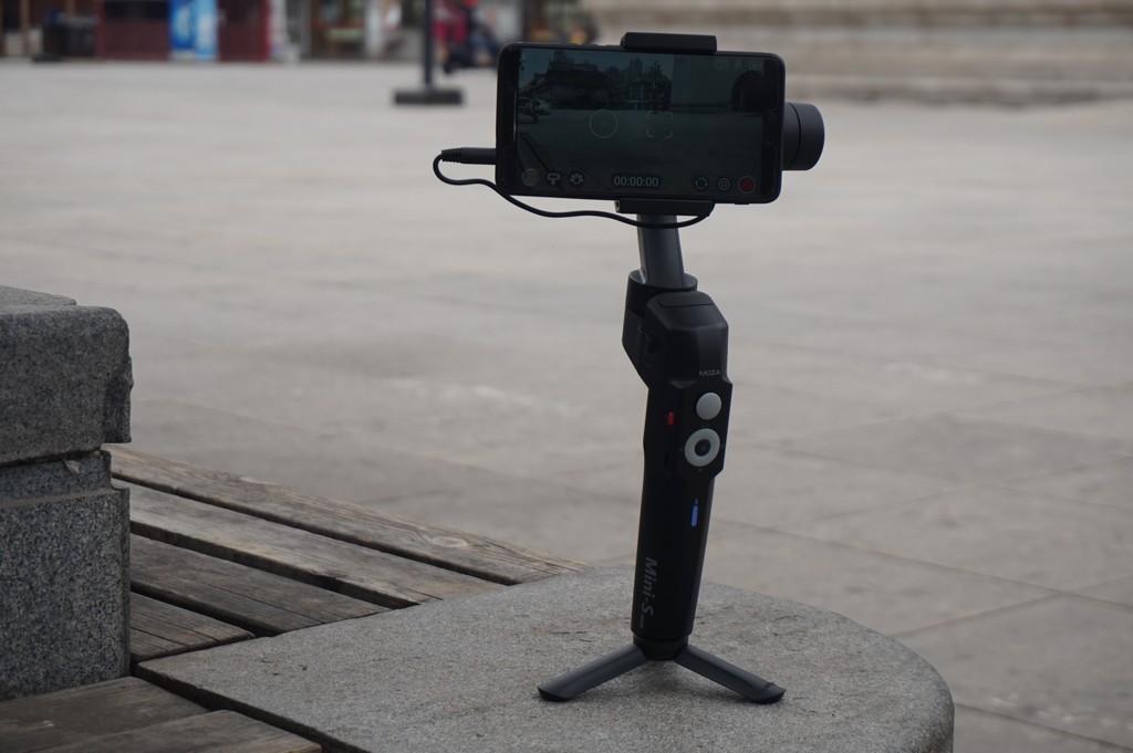  把专业摄影师装进口袋-魔爪（MOZA）Mini-S 手机云台稳定器评测