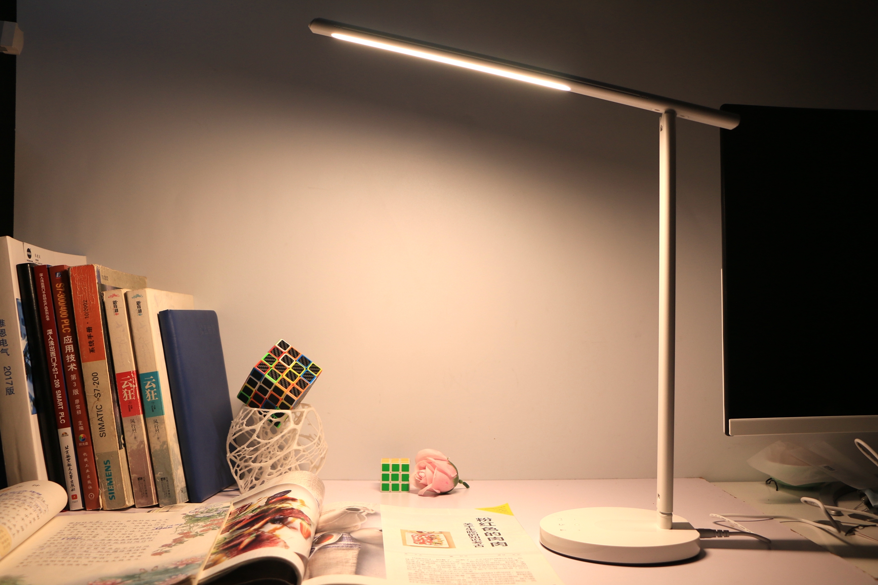 用一盏台灯，营造更舒适的空间——360台灯1S测评