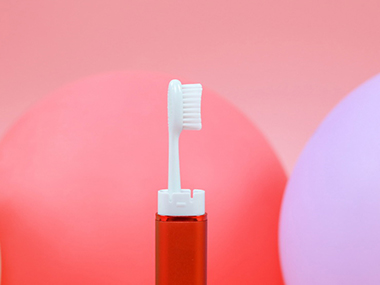 轻盈小巧大能量，细心呵护牙龈健康，菲莱斯V1小魔杖体验