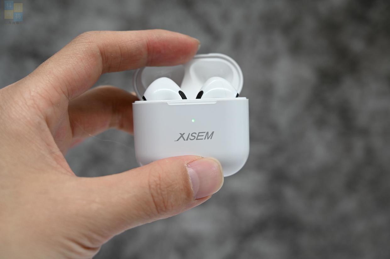 轻便耐用的百元真无线，佩戴舒适操作灵活，西圣Ava上手