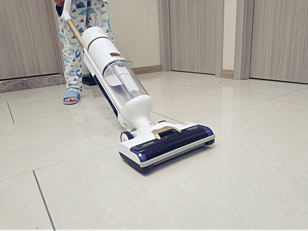 干湿无惧，一键免洗：日本uoni由利智能洗地机体验