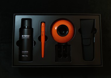 焕醒星洞小飞碟手动剃须刀——磁悬浮支撑技术下的“屹立不倒”！