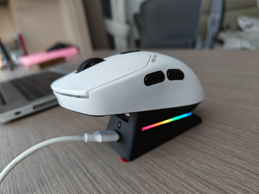 VT1 Pro MAX体验评测：8K性能与万金油舒适手感的完美结合